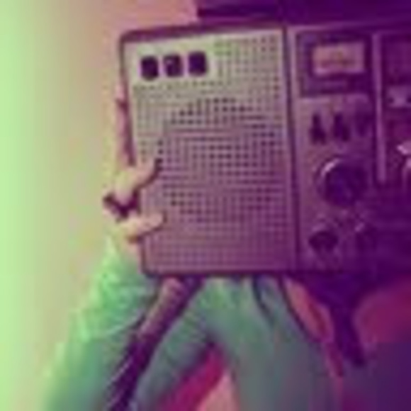 Meet your Posher, Briana - Picture 1 of 1